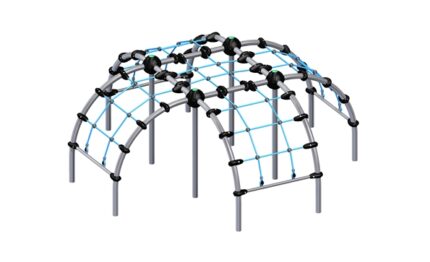 Klatrenet, designet til børns fysiske udvikling med farverige elementer og en robust konstruktion.